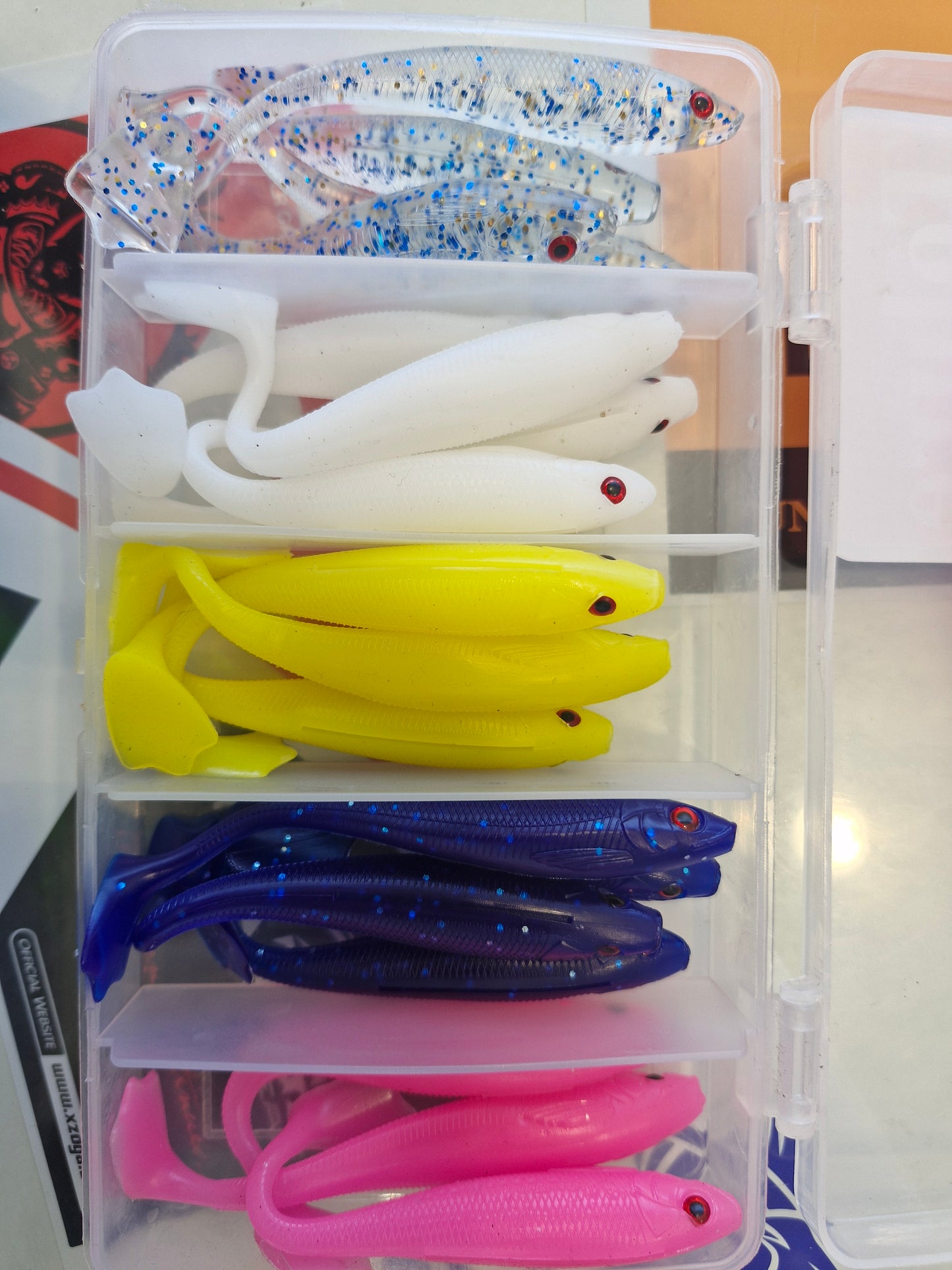 Soft Plastic Lures – Box of 20 (Mixed Colors)